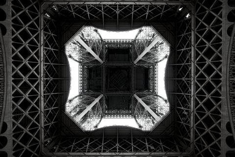 Under Eiffel \ Paris 2008